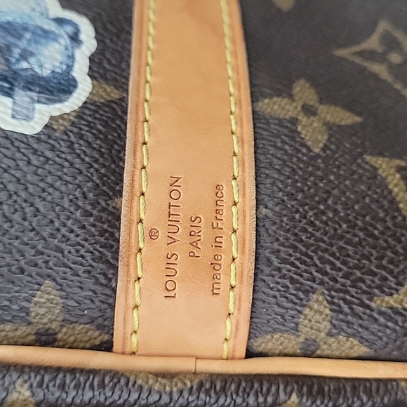 Louis Vuitton Limited Edition World Tour Speedy 30 Bandouliere Bag - Picture 12 of 15